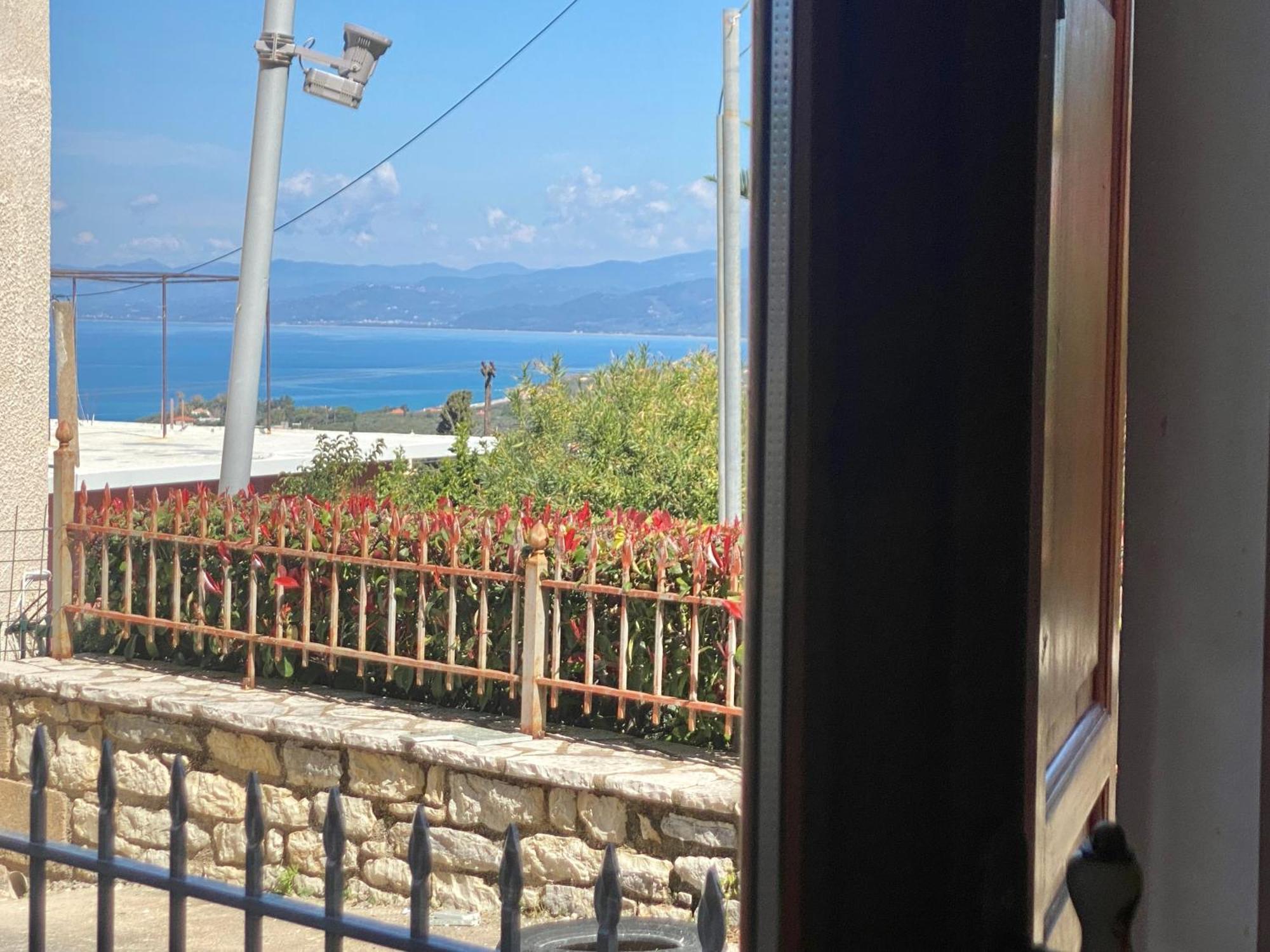 Panoraias Luxury Suite Кипарисия Екстериор снимка